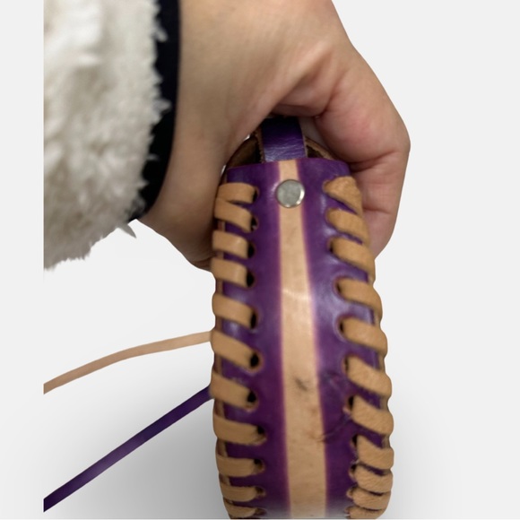 Vintage Durango Tequila Tooled Scorpion Braided Leather Mini Crossbody Bag - Picture 4 of 6